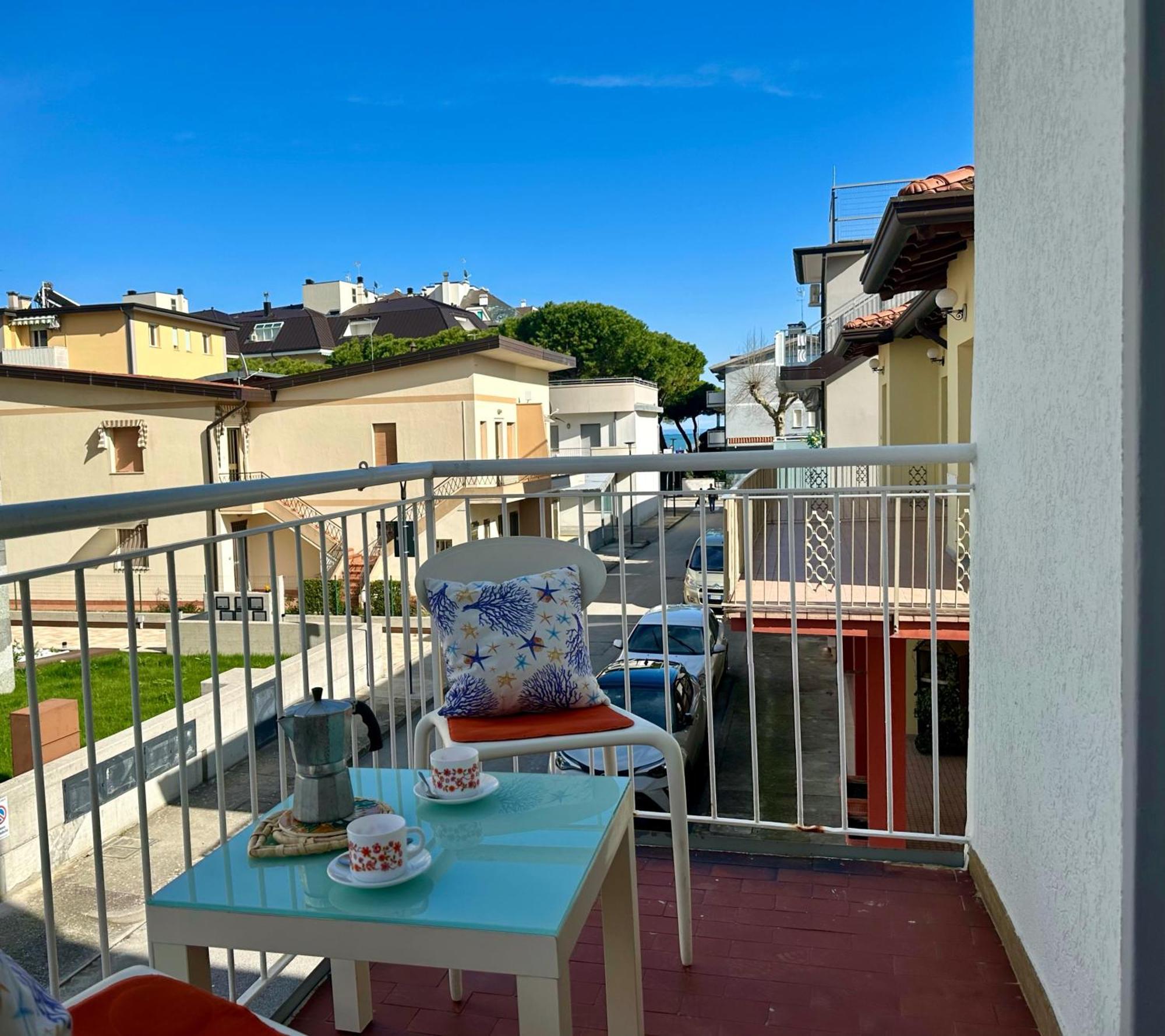 Sweet Dreams Apartment By The Beach